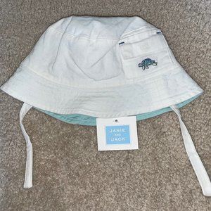 Janie and Jack baby bucket hat 12 - 18 months NWT turtle